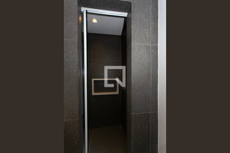 Apartamento à venda com 132m², 3 quartos e 3 vagasBanheiro da Suíte