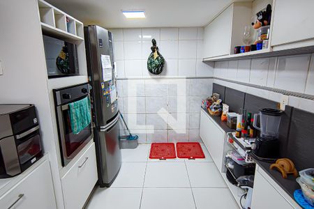 Apartamento à venda com 244m², 3 quartos e 1 vagacozinha