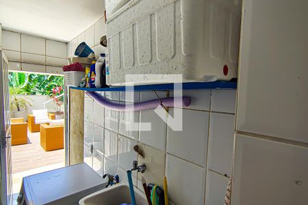 Apartamento à venda com 244m², 3 quartos e 1 vagalavanderia