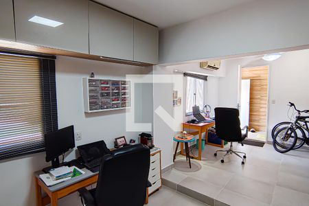 Apartamento à venda com 244m², 3 quartos e 1 vagaquarto 3 suite