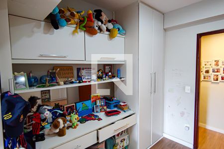 Apartamento à venda com 244m², 3 quartos e 1 vagaquarto 1