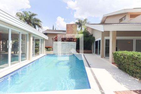 Casa de condomínio à venda com 1029m², 3 quartos e 4 vagasQuintal