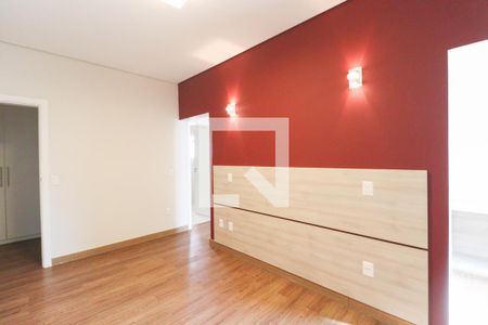 Casa de condomínio à venda com 1029m², 3 quartos e 4 vagasSuíte