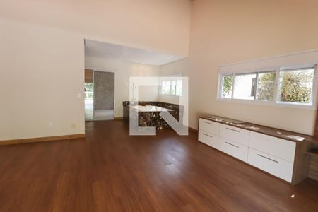 Casa de condomínio à venda com 1029m², 3 quartos e 4 vagasSuite