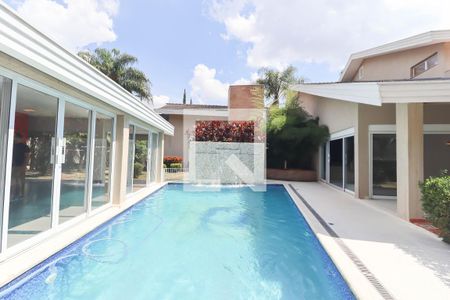 Casa de condomínio à venda com 1029m², 3 quartos e 4 vagasQuintal