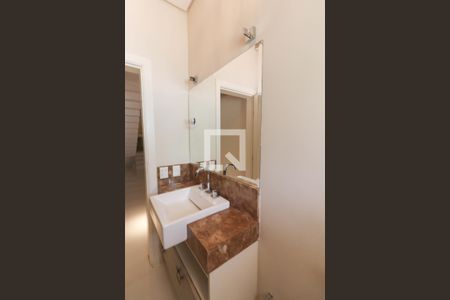 Casa de condomínio à venda com 1029m², 3 quartos e 4 vagasLavabo