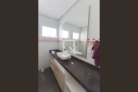 Casa de condomínio à venda com 1029m², 3 quartos e 4 vagasBanheiro