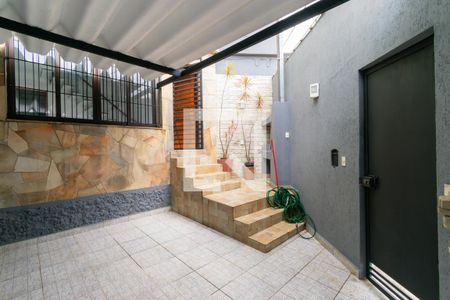 Garagem de casa para alugar com 3 quartos, 300m² em Vila Alpina, São Paulo