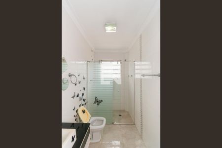 Casa para alugar com 300m², 3 quartos e 1 vaga Casa para alugar com 300m², 3 quartos e 1 vagaBanheiro 2