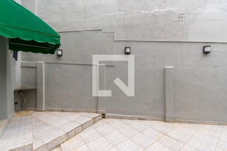 Casa para alugar com 300m², 3 quartos e 1 vaga Casa para alugar com 300m², 3 quartos e 1 vagaQuintal
