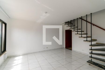 Casa para alugar com 3 quartos, 300m² em Vila Alpina, São Paulo