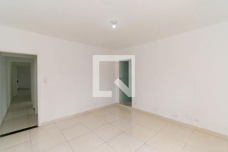 Casa para alugar com 300m², 3 quartos e 1 vaga Casa para alugar com 300m², 3 quartos e 1 vagaSuíte
