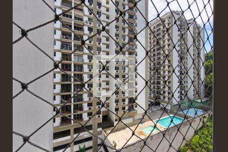 Apartamento para alugar com 52m², 2 quartos e 1 vaga Apartamento para alugar com 52m², 2 quartos e 1 vagaCozinha e Área de Serviço