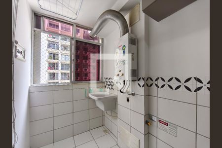 Apartamento para alugar com 52m², 2 quartos e 1 vaga Apartamento para alugar com 52m², 2 quartos e 1 vagaCozinha e Área de Serviço