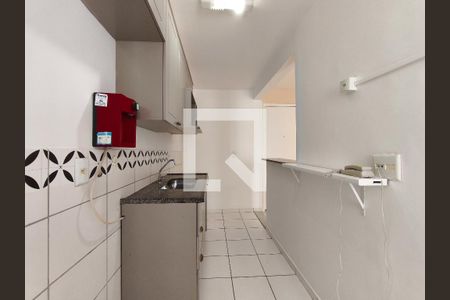 Apartamento para alugar com 52m², 2 quartos e 1 vaga Apartamento para alugar com 52m², 2 quartos e 1 vagaCozinha e Área de Serviço