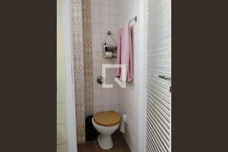 Apartamento à venda com 150m², 3 quartos e 1 vagaBanheiro da Área de serviço