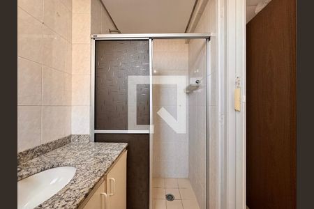 Apartamento à venda com 63m², 2 quartos e 2 vagasBanheiro da Suíte