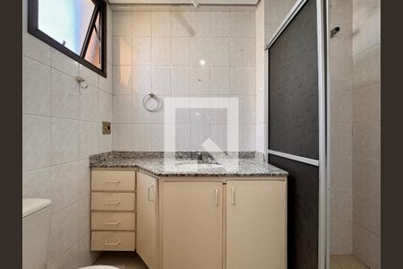 Apartamento à venda com 63m², 2 quartos e 2 vagasBanheiro da Suíte
