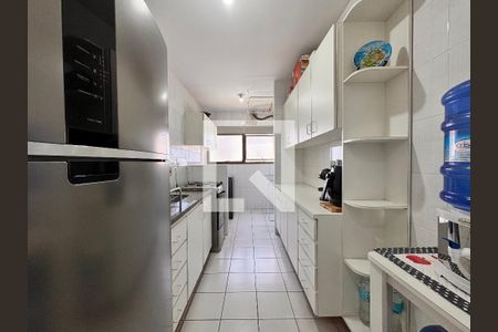 Apartamento à venda com 63m², 2 quartos e 2 vagasCozinha