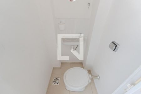Apartamento à venda com 86m², 2 quartos e sem vaga Apartamento à venda com 86m², 2 quartos e sem vagaBanheiro de serviço