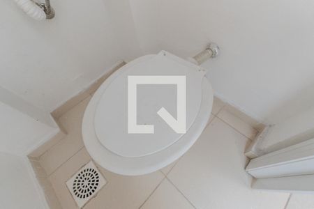 Apartamento à venda com 86m², 2 quartos e sem vaga Apartamento à venda com 86m², 2 quartos e sem vagaBanheiro de serviço