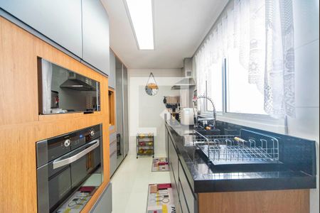 Apartamento à venda com 168m², 3 quartos e 1 vagaCozinha