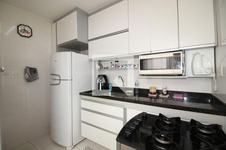 Casa de condomínio à venda com 107m², 3 quartos e 1 vagaCozinha