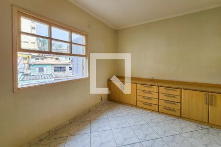 Casa de condomínio à venda com 181m², 3 quartos e 2 vagasSuíte 2