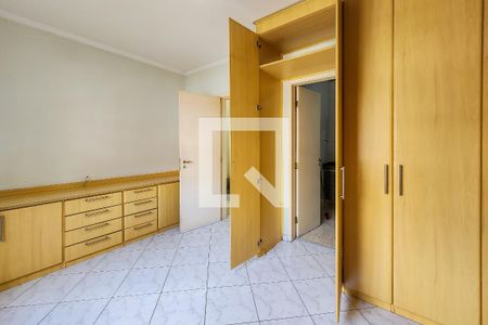 Casa de condomínio à venda com 181m², 3 quartos e 2 vagasSuíte 2