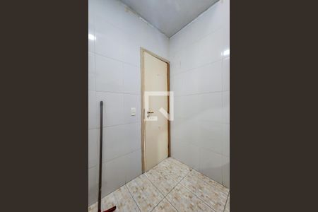 Casa de condomínio à venda com 181m², 3 quartos e 2 vagasBanheiro da Suíte 2