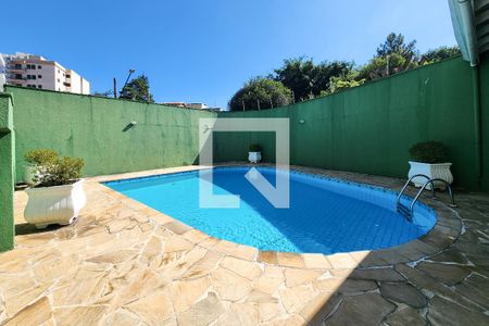 Casa de condomínio à venda com 181m², 3 quartos e 2 vagasÁrea Comum