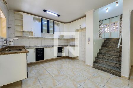 Casa de condomínio à venda com 181m², 3 quartos e 2 vagasCozinha