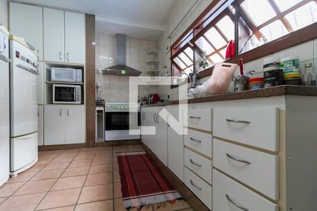 Casa à venda com 400m², 4 quartos e 4 vagasCozinha