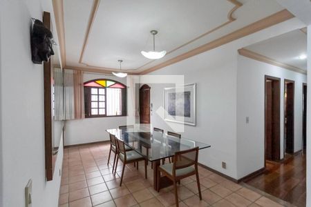 Casa à venda com 400m², 4 quartos e 4 vagasCopa