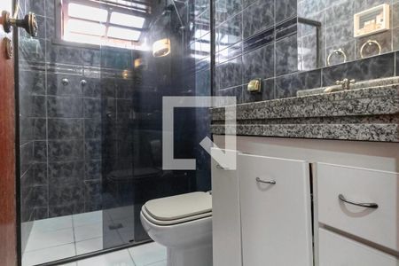 Casa à venda com 400m², 4 quartos e 4 vagasBanheiro social 2