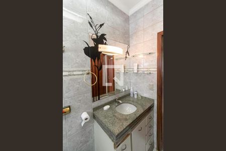 Casa à venda com 400m², 4 quartos e 4 vagasBanheiro social 1