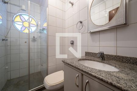 Casa à venda com 210m², 3 quartos e 3 vagas Casa à venda com 210m², 3 quartos e 3 vagasBanheiro 1