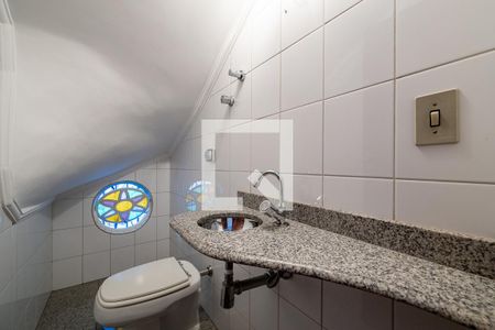 Casa à venda com 210m², 3 quartos e 3 vagas Casa à venda com 210m², 3 quartos e 3 vagasLavabo