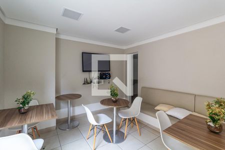 Apartamento à venda com 44m², 2 quartos e sem vagaÁrea comum - Salão de festas