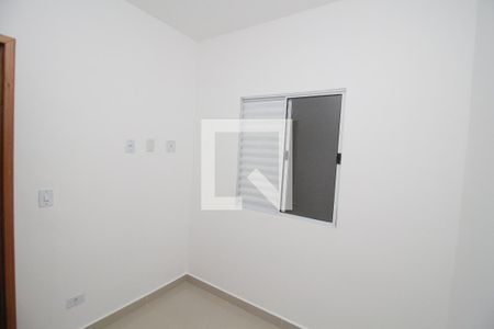 Quarto 1 de apartamento para alugar com 2 quartos, 40m² em Vila Carrão, São Paulo