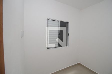 Quarto 1 de apartamento para alugar com 2 quartos, 40m² em Vila Carrão, São Paulo