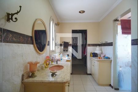 Casa à venda com 580m², 3 quartos e 2 vagasBanheiro da Suíte 1