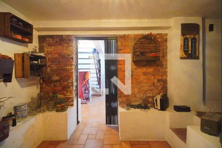 Casa à venda com 580m², 3 quartos e 2 vagasAdega