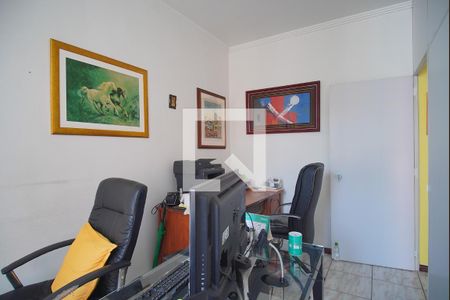 Casa à venda com 580m², 3 quartos e 2 vagasEscritório 3