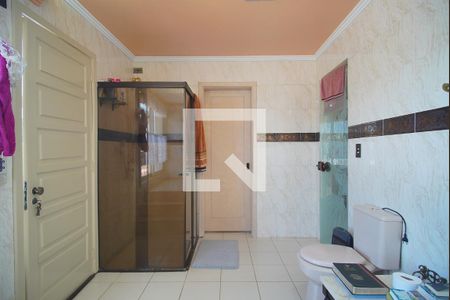 Casa à venda com 580m², 3 quartos e 2 vagasBanheiro da Suíte 1