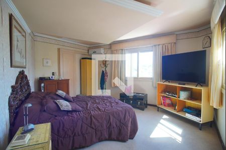 Casa à venda com 580m², 3 quartos e 2 vagasSuíte 1