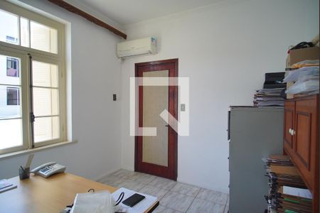 Casa à venda com 580m², 3 quartos e 2 vagasEscritório 2