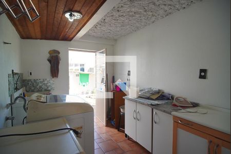 Casa à venda com 580m², 3 quartos e 2 vagasÁrea de Serviço