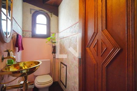 Casa à venda com 580m², 3 quartos e 2 vagasLavabo