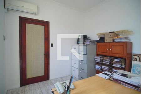 Casa à venda com 580m², 3 quartos e 2 vagasEscritório 2